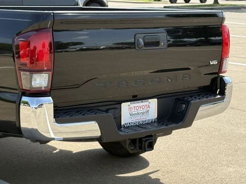 Used 2023 Toyota Tacoma SR5 RWD image 6