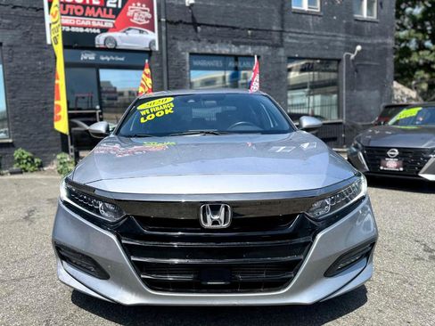 Used 2020 Honda Accord Sport image 2