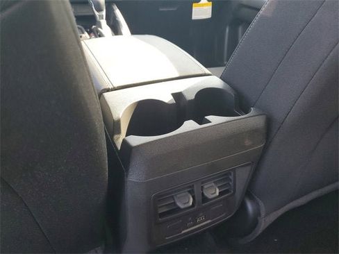 New 2025 GMC Canyon Elevation w/ Convenience Package image 16