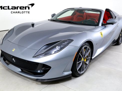 Used 2022 Ferrari 812 GTS RWD image 1