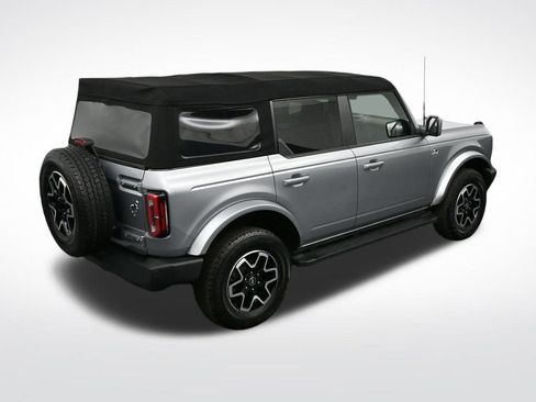 Used 2024 Ford Bronco Outer Banks AWD/4WD image 22