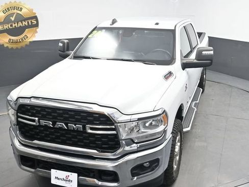Used 2024 RAM 2500 Big Horn AWD/4WD image 31