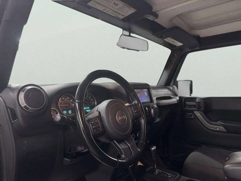 Used 2018 Jeep Wrangler Unlimited Sport S image 11