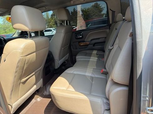 Used 2017 GMC Sierra 1500 SLT w/ SLT Premium Package AWD/4WD image 17