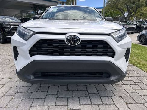 Used 2024 Toyota RAV4 LE FWD image 20
