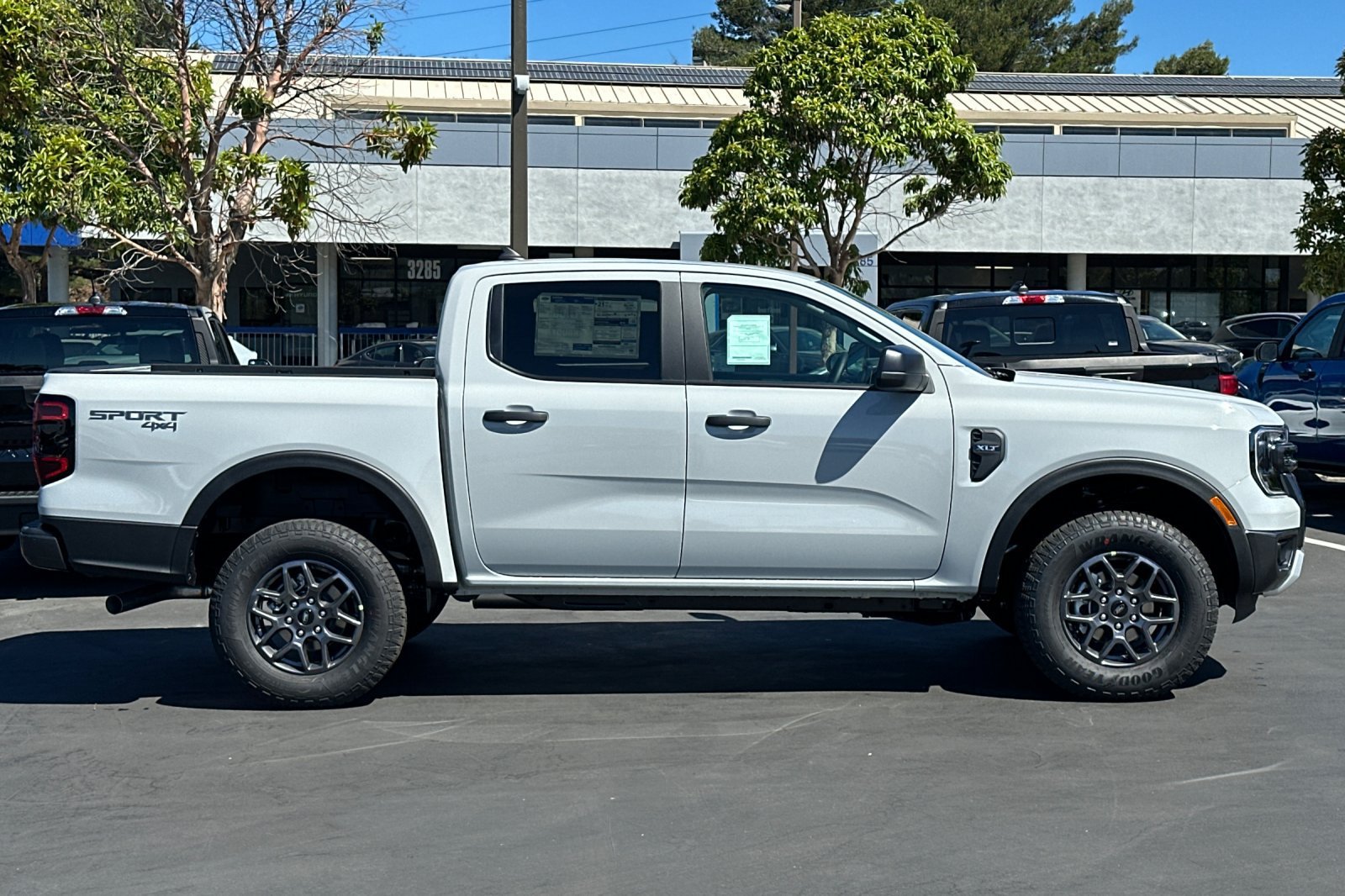 New 2026 Ford Ranger XLT w/ Trailer Tow Package AWD/4WD image 3