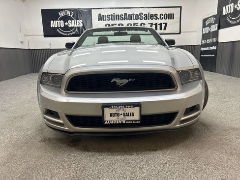 Used 2014 Ford Mustang Convertible w/ Equipment Group 102A RWD image 2