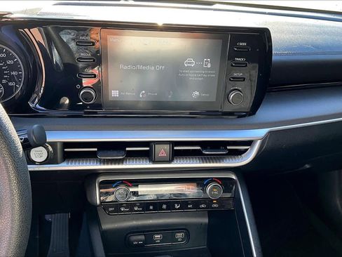 Used 2021 Kia K5 LXS image 32