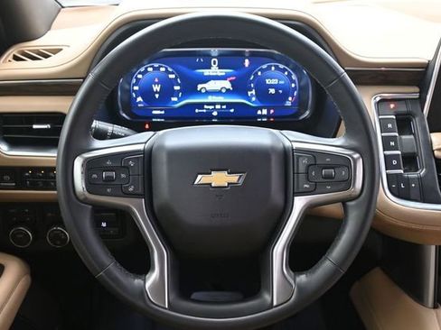 Used 2024 Chevrolet Tahoe Premier w/ Premium Package AWD/4WD image 28
