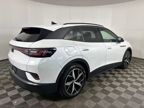 Used 2023 Volkswagen ID.4 S image 3