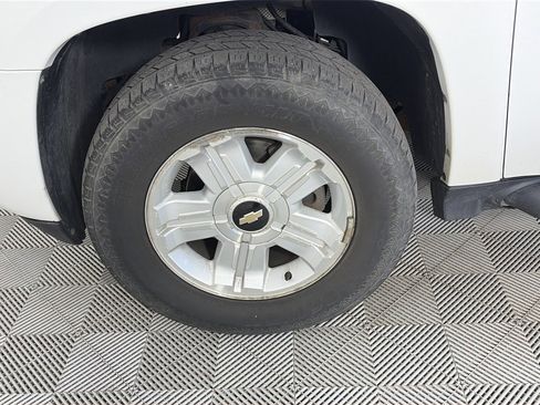 Used 2007 Chevrolet Avalanche LT w/ LT Preferred Equipment Group image 8