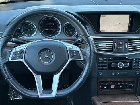 Used 2013 Mercedes-Benz E 350 Sedan image 14