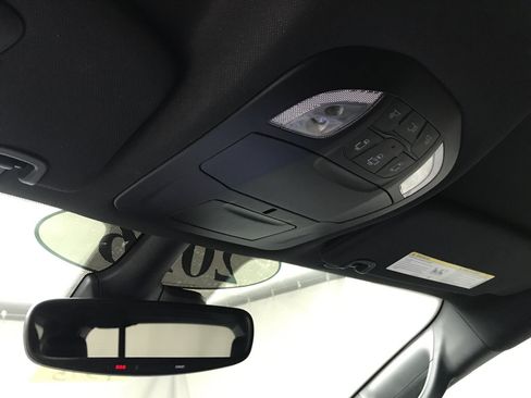 Used 2026 Chrysler Pacifica Select FWD image 14
