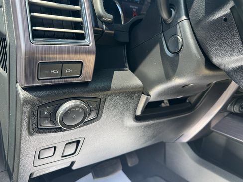 Used 2021 Ford F450 Limited w/ FX4 Off-Road Package AWD/4WD image 20