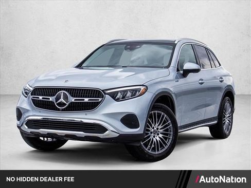 Certified 2026 Mercedes-Benz GLC 300 4MATIC image 1