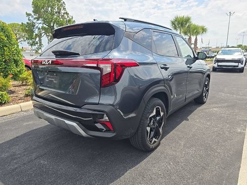 Certified 2025 Kia Seltos S FWD image 17