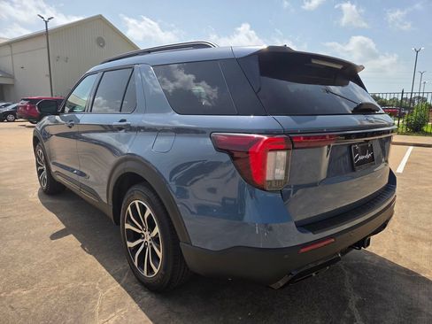 New 2026 Ford Explorer ST-Line w/ Premium Package RWD image 7
