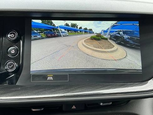 Used 2022 Buick Envision Preferred FWD image 13