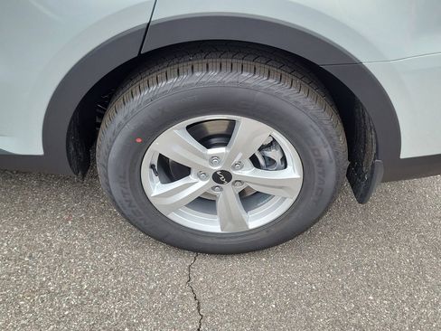 New 2026 Kia Sorento LX FWD image 37