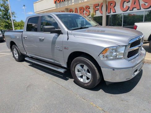 Used 2020 RAM 1500 Classic SLT w/ Luxury Group RWD image 1