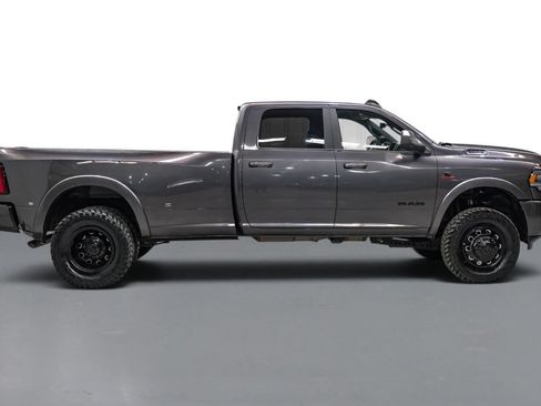 Used 2022 RAM 3500 Laramie AWD/4WD image 5