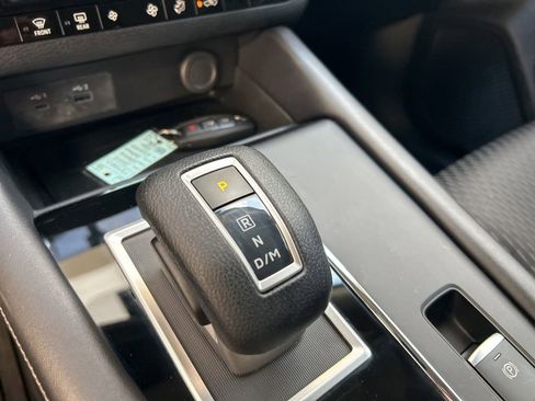 Used 2024 Mitsubishi Outlander ES image 8