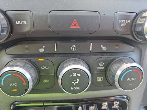 Used 2021 RAM 1500 Big Horn AWD/4WD image 28