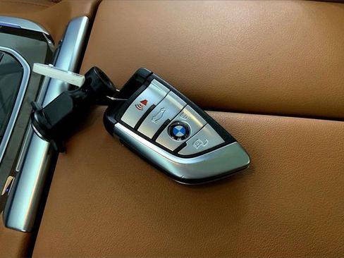 Used 2023 BMW X5 sDrive40i w/ Parking Assistance Package image 13