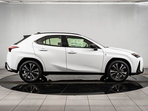 New 2025 Lexus UX 300h AWD image 6