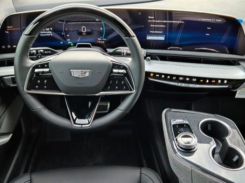 New 2026 Cadillac Optiq Sport 1 w/ LPO, Floor Liner Package image 14