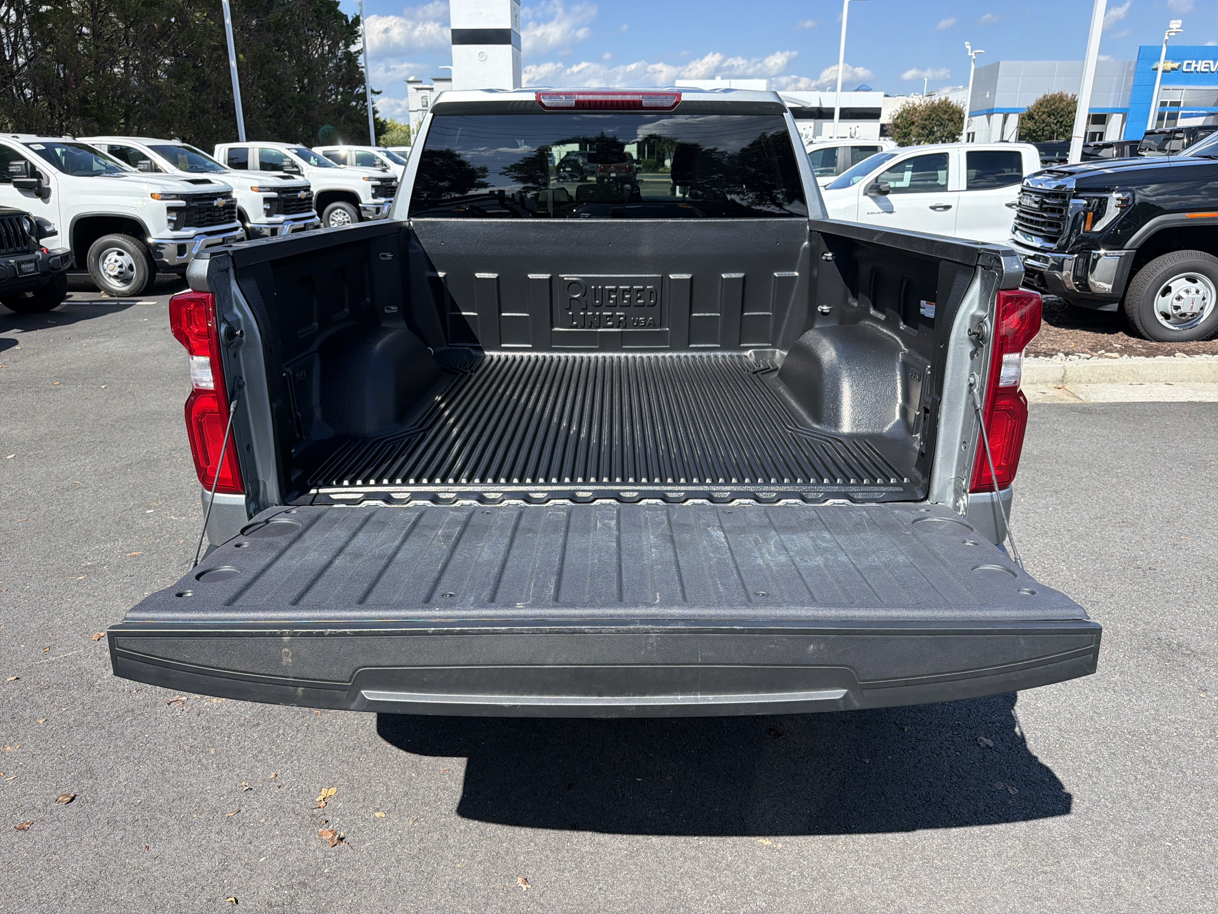 Used 2026 Chevrolet Silverado 1500 RST AWD/4WD image 34