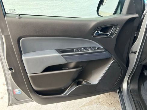 Used 2021 Chevrolet Colorado Z71 w/ Safety Package image 23