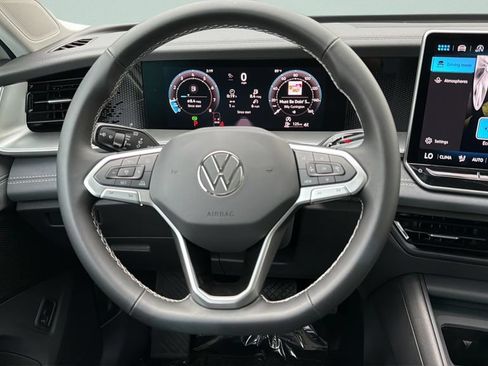 New 2026 Volkswagen Tiguan SE AWD/4WD image 13