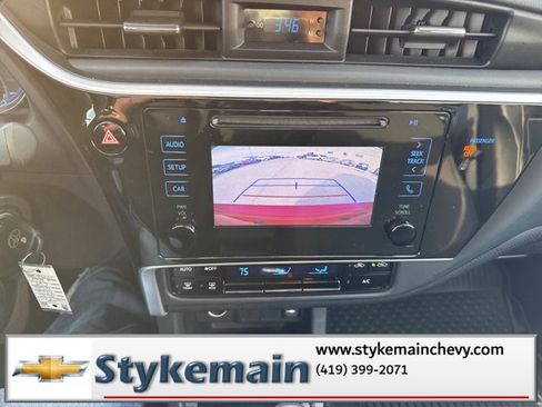 Used 2018 Toyota Corolla L image 38