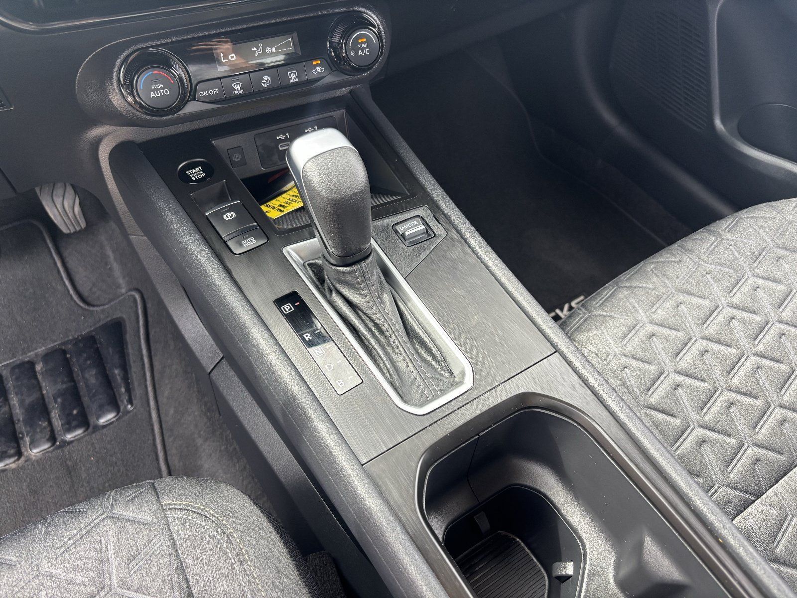 Certified 2026 Nissan Kicks SV FWD image 26