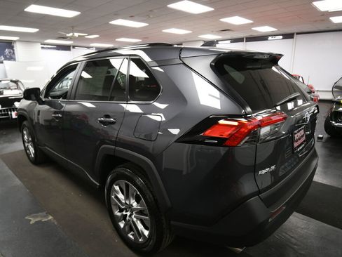 Used 2025 Toyota RAV4 XLE Premium w/ Weather Package AWD/4WD image 6
