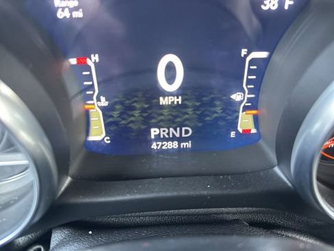 Used 2021 Jeep Wrangler Unlimited Sahara w/ Uconnect 4C Nav & Sound Group AWD/4WD image 27