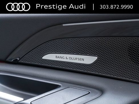 Used 2025 Audi Q5 Premium Plus w/ Premium Plus AWD/4WD image 23