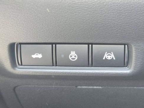 New 2026 Nissan Sentra SR w/ SR Premium Package FWD image 19