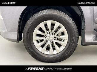 Used 2017 Lexus GX 460 video 2