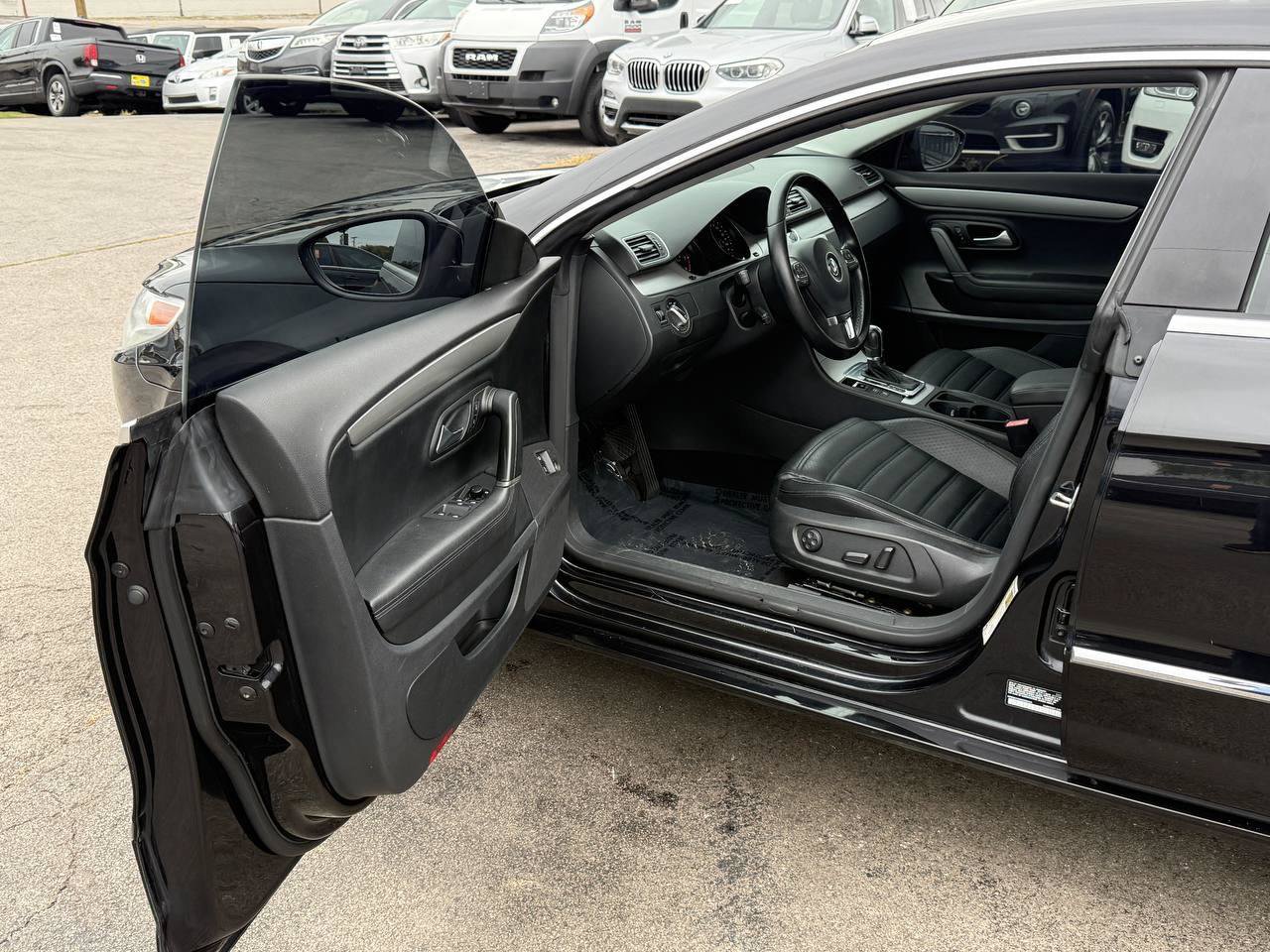 Used 2012 Volkswagen CC Sport FWD image 14