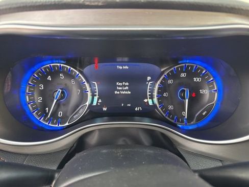 New 2026 Chrysler Pacifica Pinnacle image 18