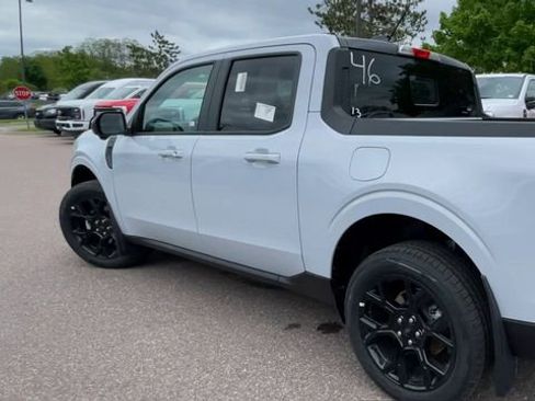 New 2026 Ford Maverick Lariat w/ Black Appearance Package AWD/4WD image 4