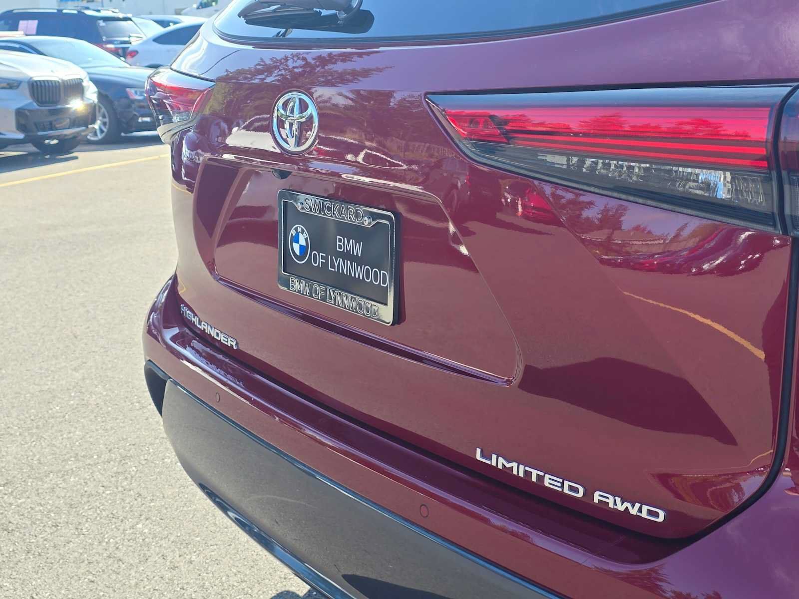 Used 2023 Toyota Highlander Limited AWD/4WD image 13
