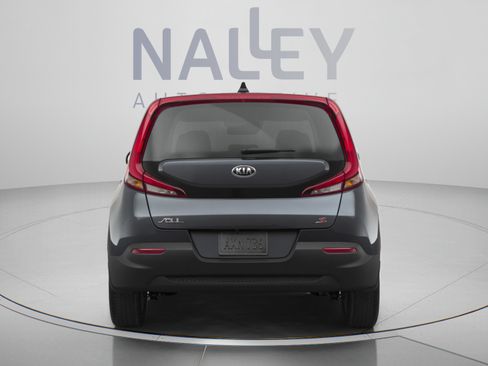 Used 2021 Kia Soul EX FWD image 3