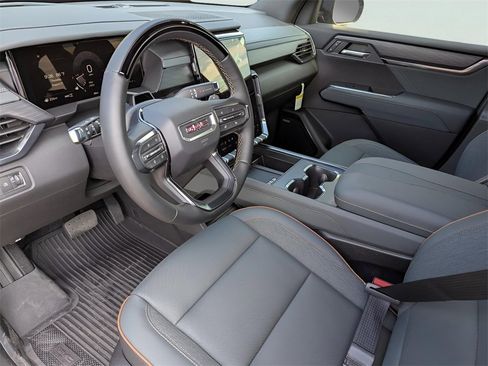 New 2026 GMC Acadia AT4 w/ Super Cruise Package image 7