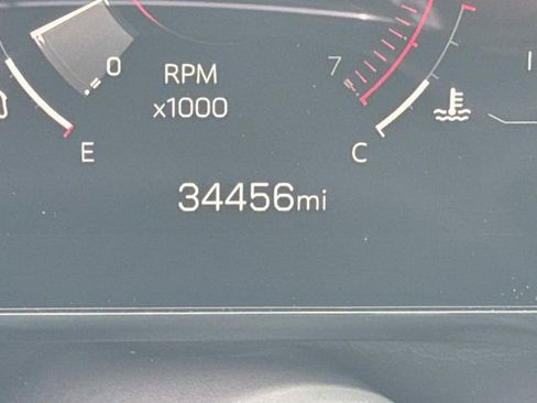 Certified 2025 GMC Yukon Denali image 40