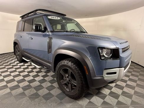 Used 2023 Land Rover Defender 110 S AWD/4WD image 9