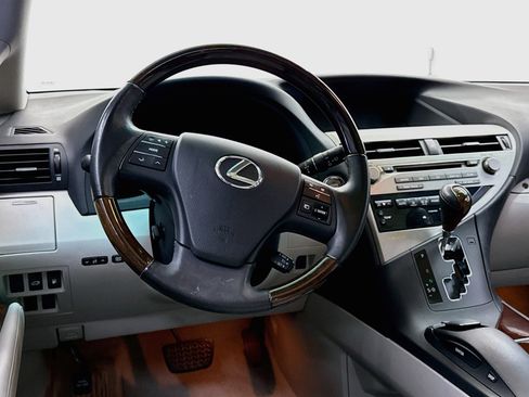 Used 2010 Lexus RX 350 2WD image 17