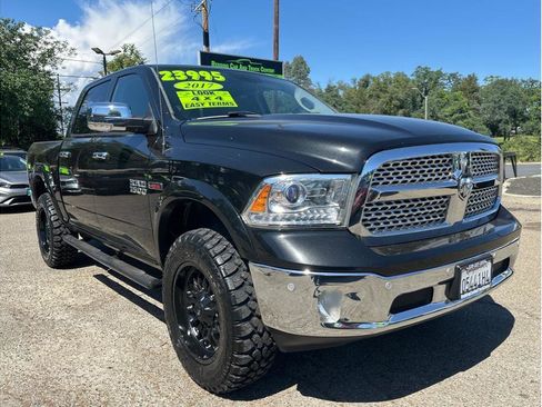 Used 2017 RAM 1500 Laramie w/ Convenience Group AWD/4WD image 1